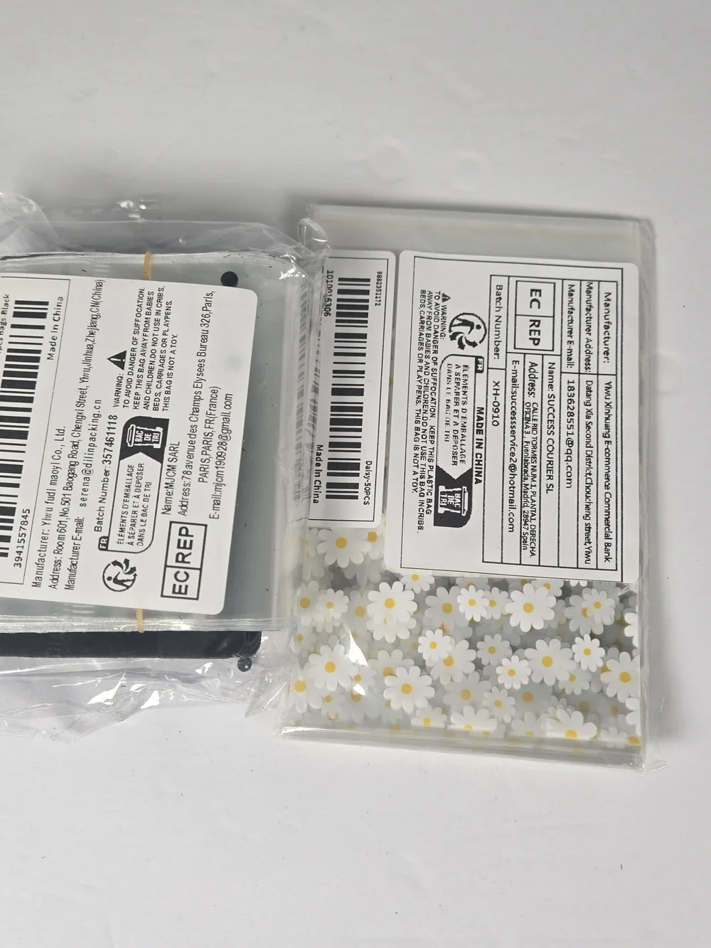 Black Jewelry Display Cards and Clear Packaging Bags Lot Daisy Print bags New